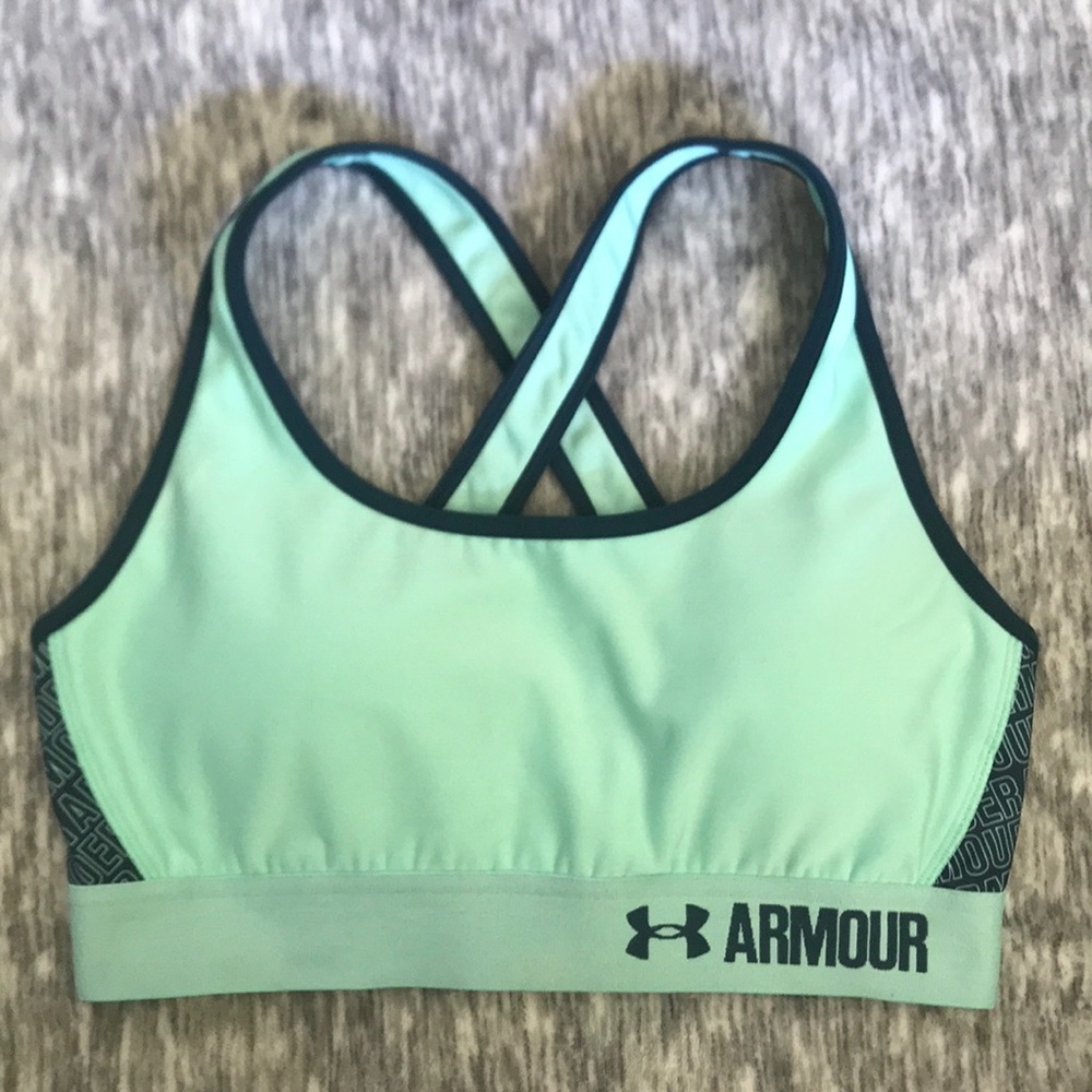 Under Armour Padded Cross-back Sports Bra